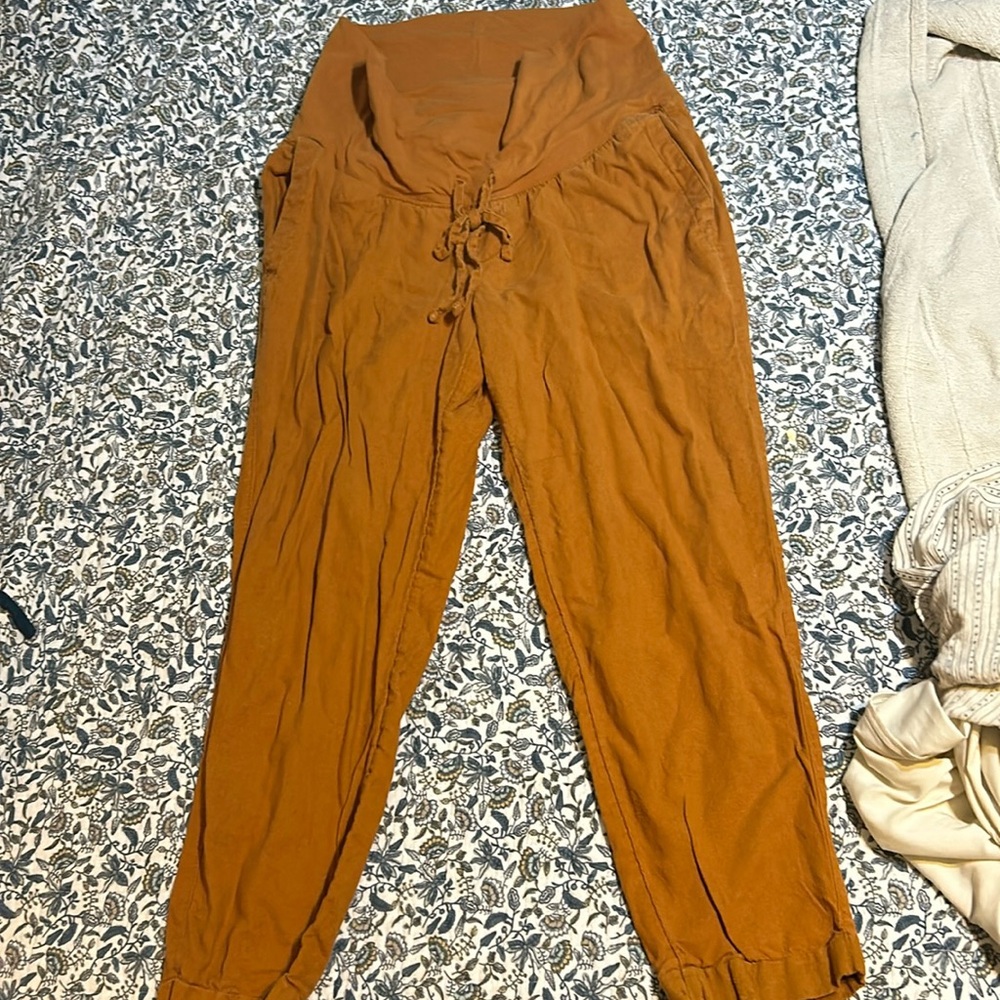 Maternity linen pants